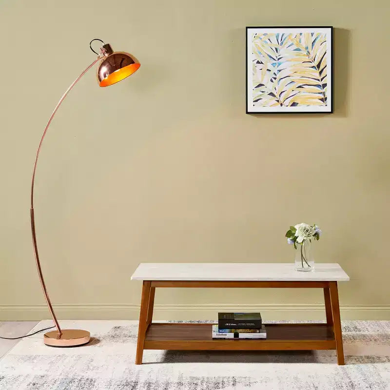 Table basse avec plateau en faux marbre et étagère de rangement, noyer