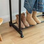 Portant à vêtements réglable en métal, tringle à vêtements avec roulettes