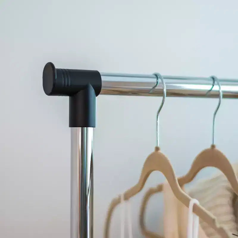 Portant à vêtements réglable en métal, tringle à vêtements avec roulettes